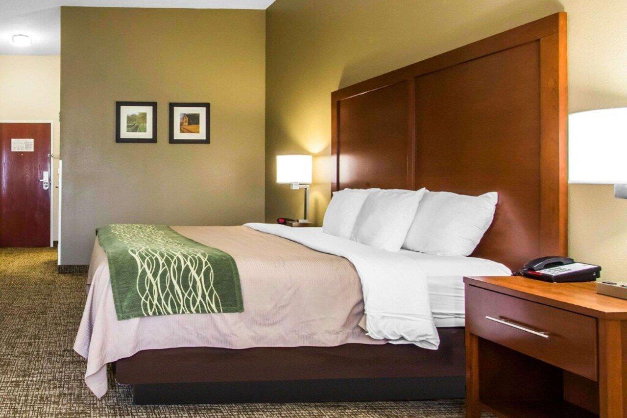 Comfort Inn & Suites Cave City Exterior photo
